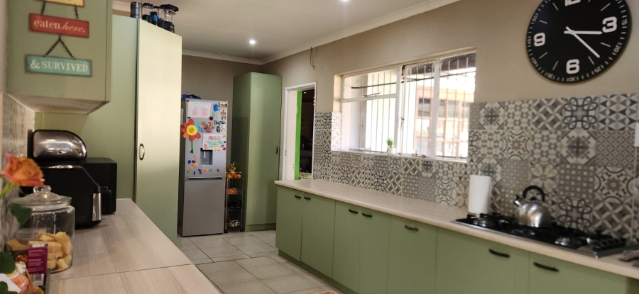 4 Bedroom Property for Sale in Kruinpark Mpumalanga