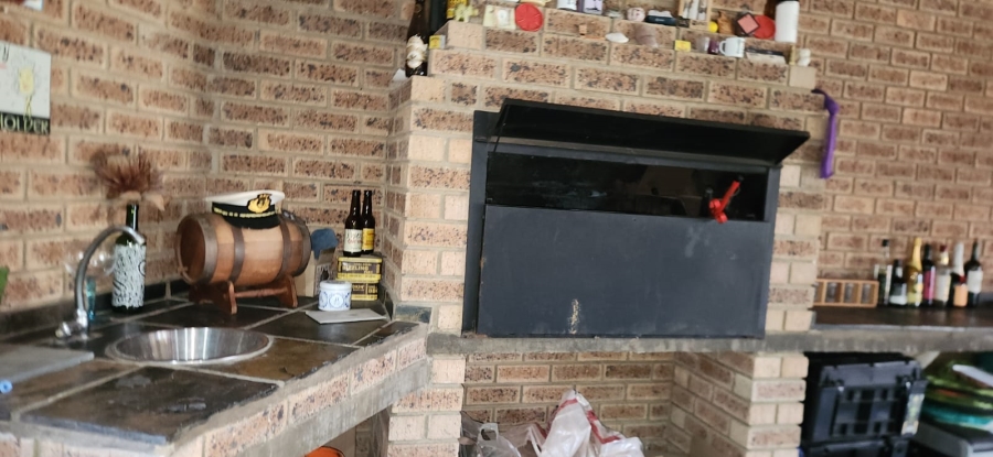 4 Bedroom Property for Sale in Kruinpark Mpumalanga