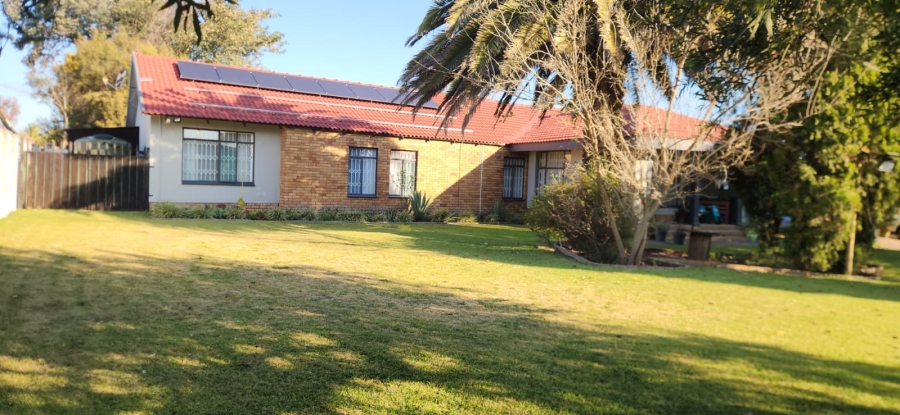 4 Bedroom Property for Sale in Kruinpark Mpumalanga
