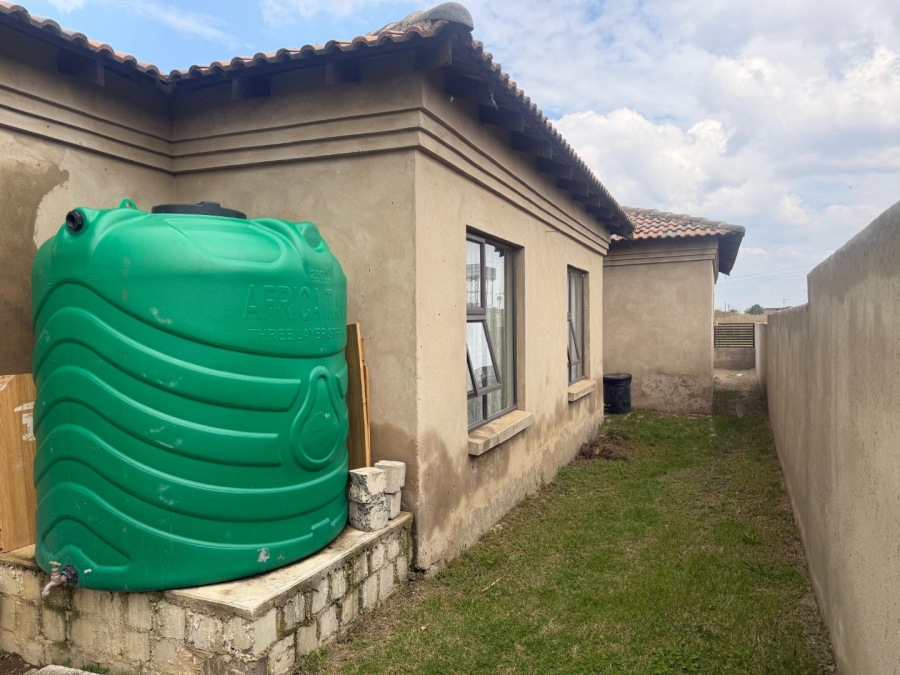 4 Bedroom Property for Sale in Emthonjeni Mpumalanga