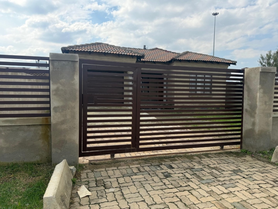 4 Bedroom Property for Sale in Emthonjeni Mpumalanga