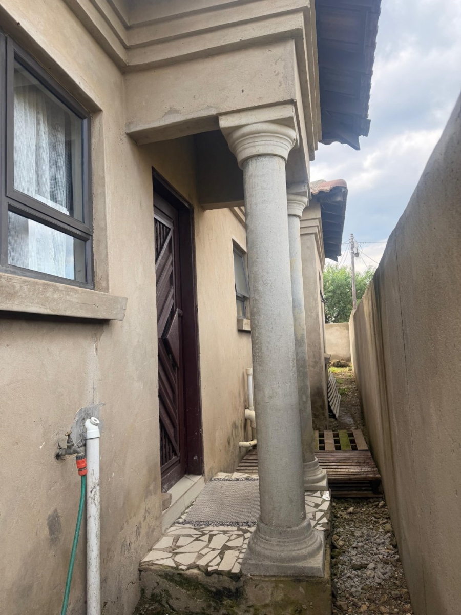 4 Bedroom Property for Sale in Emthonjeni Mpumalanga