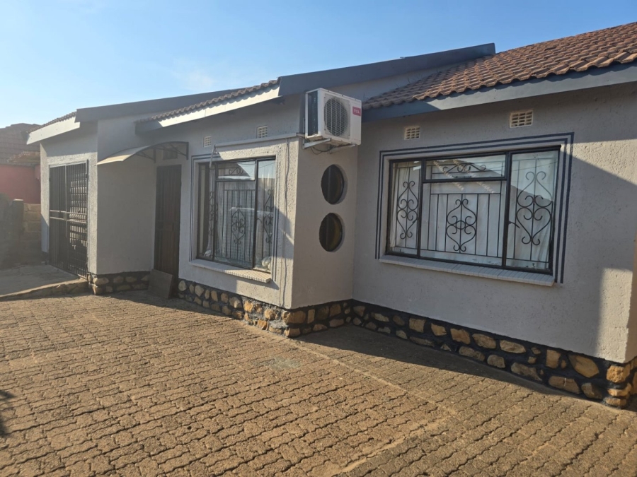 2 Bedroom Property for Sale in Kwaguqa Ext 10 Mpumalanga