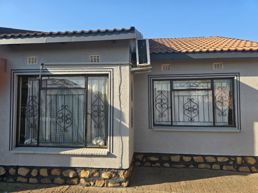2 Bedroom Property for Sale in Kwaguqa Ext 10 Mpumalanga