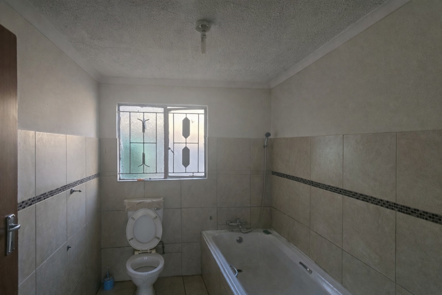 2 Bedroom Property for Sale in Kwaguqa Ext 10 Mpumalanga