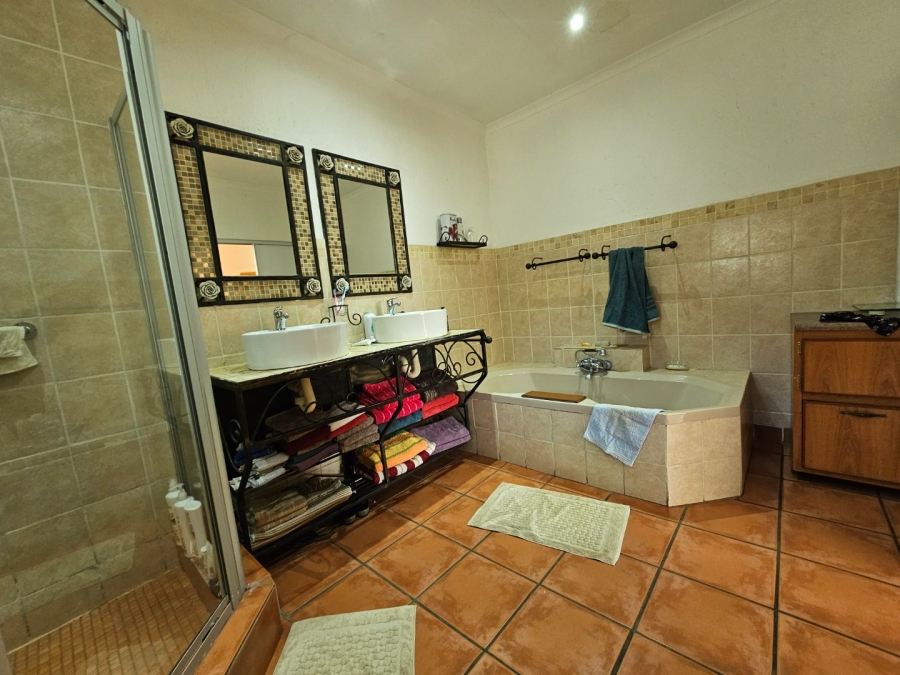 4 Bedroom Property for Sale in Trichardt Mpumalanga