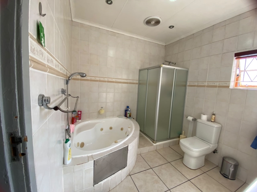 3 Bedroom Property for Sale in Barberton Mpumalanga