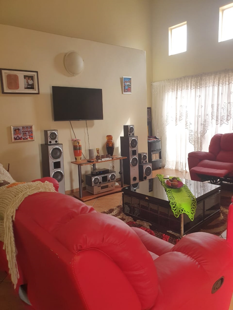 3 Bedroom Property for Sale in Reyno Ridge Mpumalanga