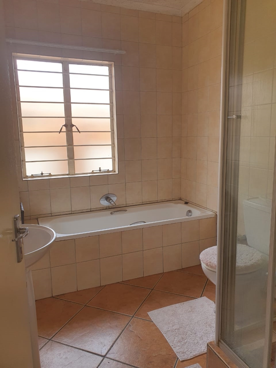 3 Bedroom Property for Sale in Reyno Ridge Mpumalanga