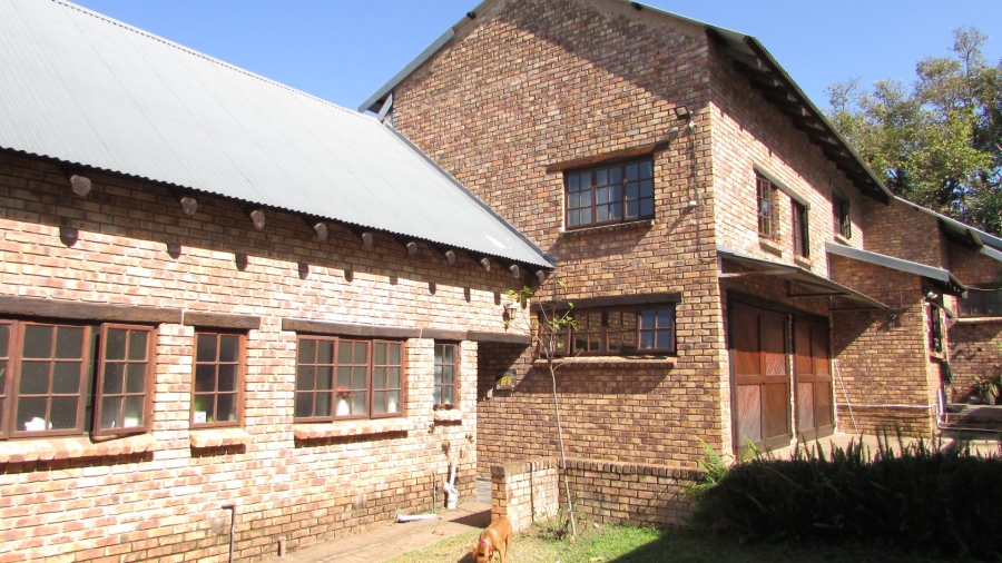 5 Bedroom Property for Sale in White River Ext 6 Mpumalanga