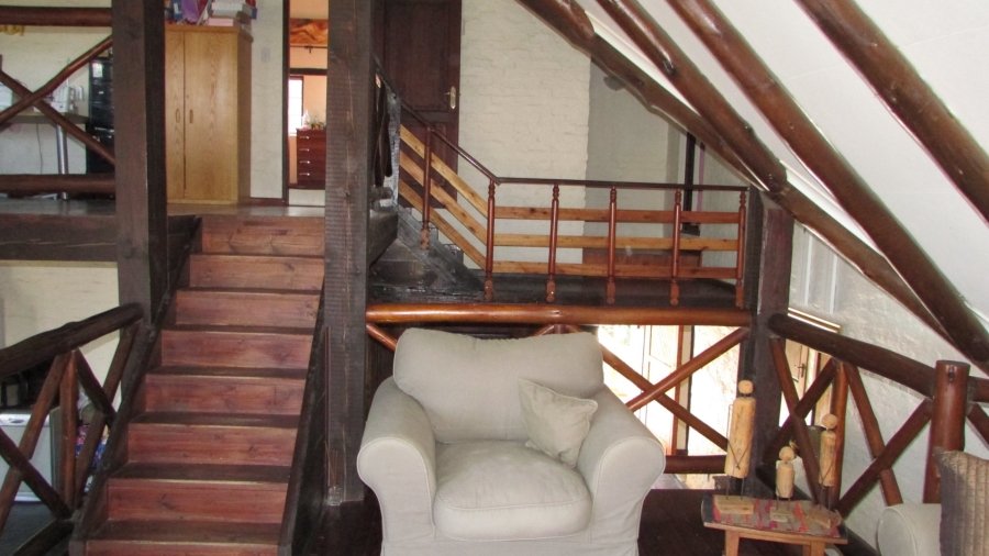 5 Bedroom Property for Sale in White River Ext 6 Mpumalanga