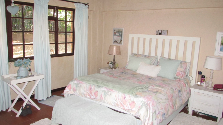 5 Bedroom Property for Sale in White River Ext 6 Mpumalanga