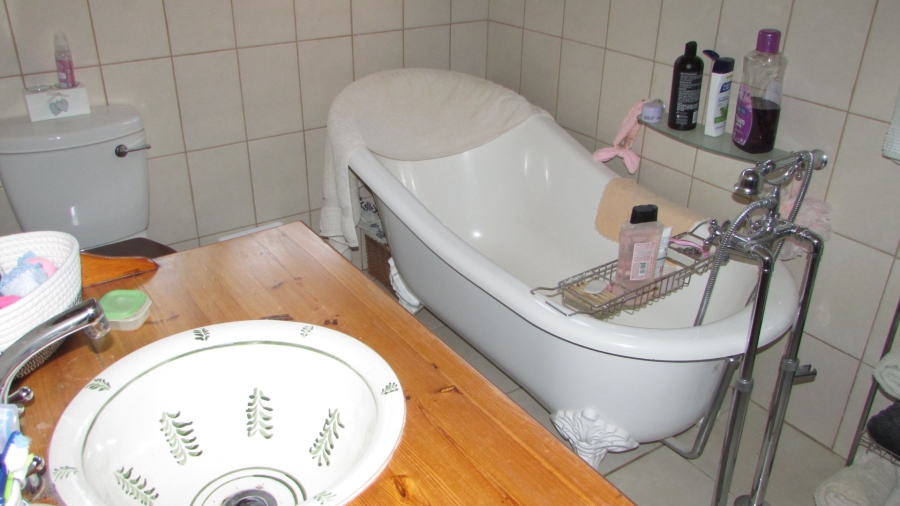 5 Bedroom Property for Sale in White River Ext 6 Mpumalanga