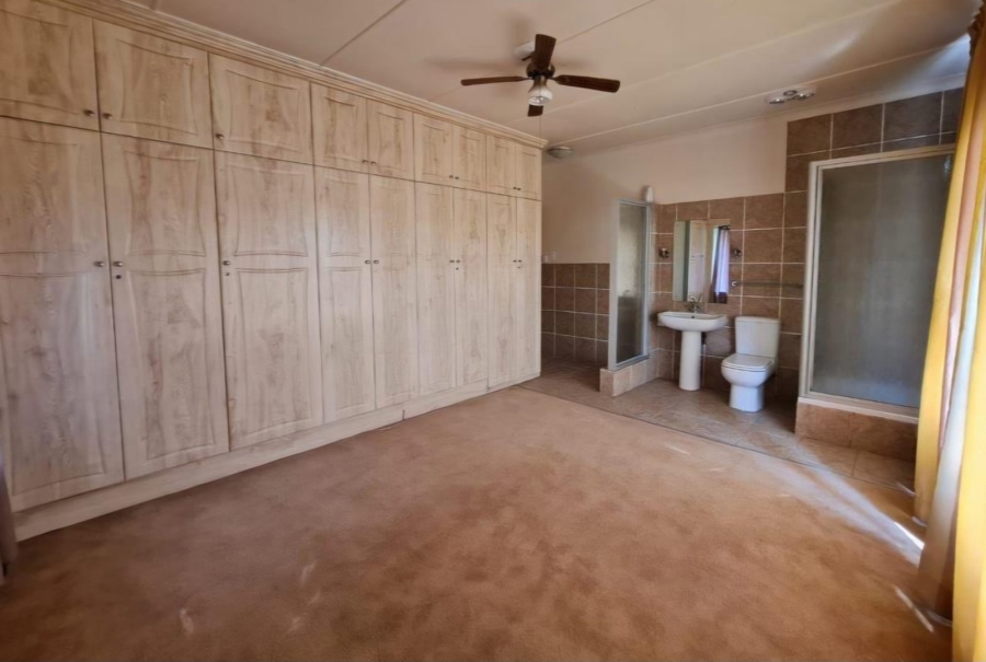 5 Bedroom Property for Sale in Kinross Mpumalanga
