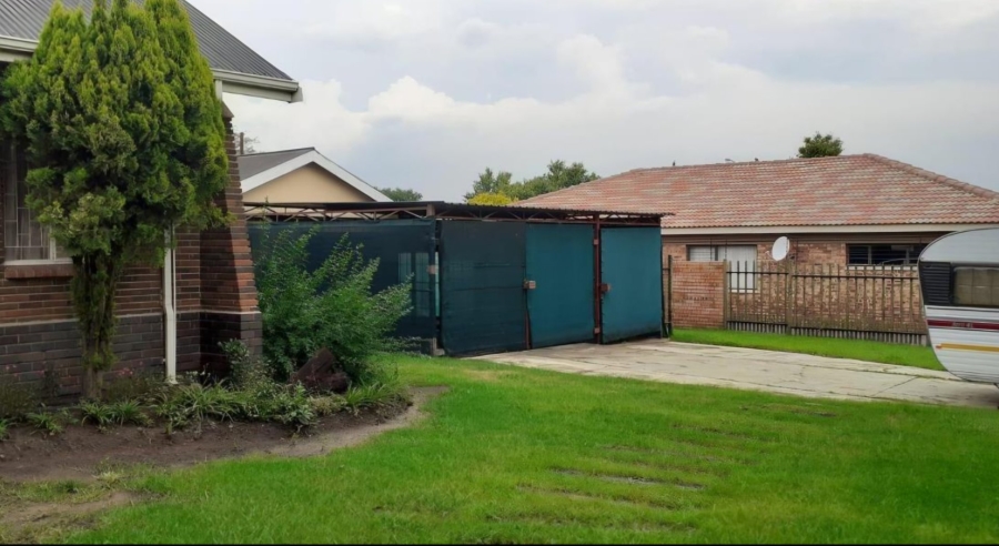 5 Bedroom Property for Sale in Kinross Mpumalanga