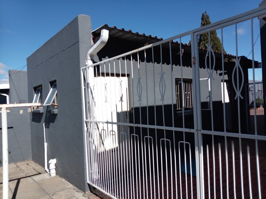 2 Bedroom Property for Sale in Standerton Mpumalanga