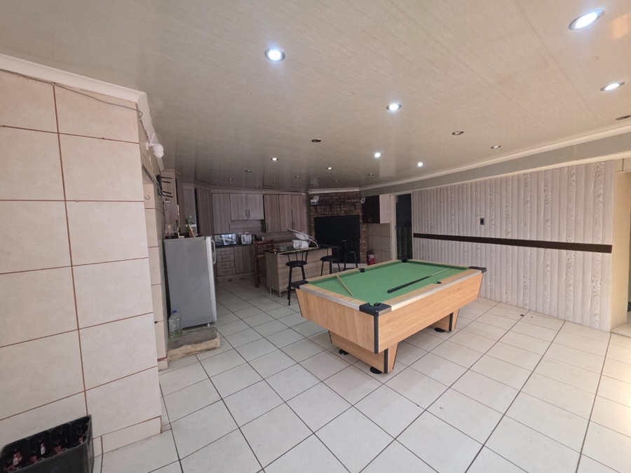 To Let 7 Bedroom Property for Rent in Secunda Mpumalanga