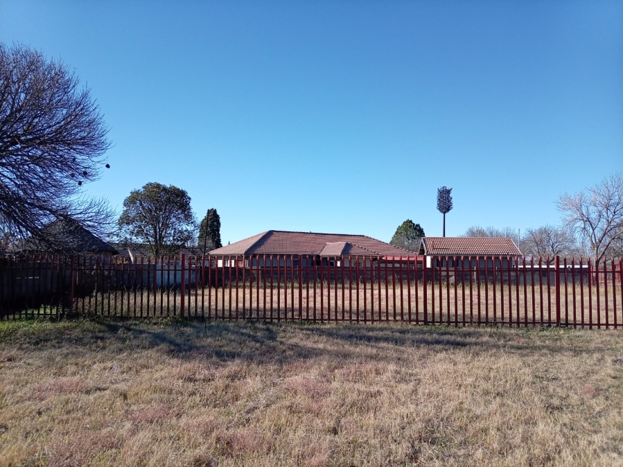 1 Bedroom Property for Sale in Kosmos Park Mpumalanga
