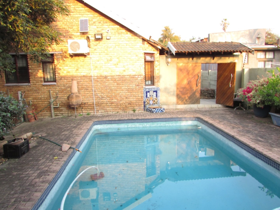 5 Bedroom Property for Sale in West Acres Ext 1 Mpumalanga