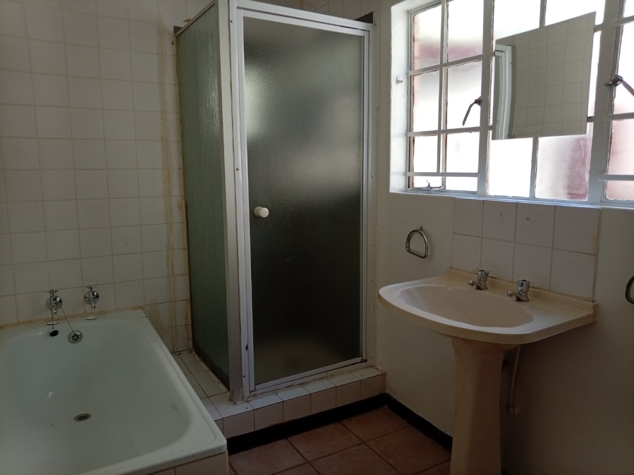To Let 3 Bedroom Property for Rent in Meyerville Mpumalanga