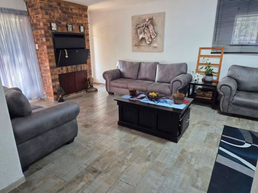 4 Bedroom Property for Sale in Kruinpark Mpumalanga