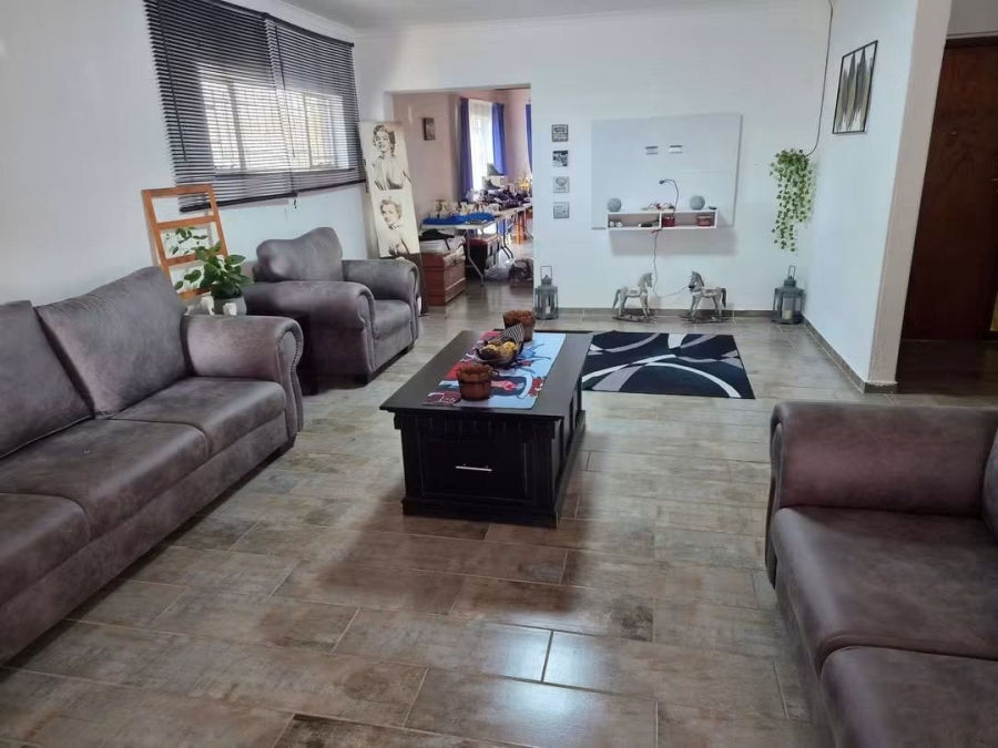 4 Bedroom Property for Sale in Kruinpark Mpumalanga