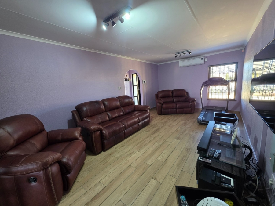 3 Bedroom Property for Sale in Kruinpark Mpumalanga