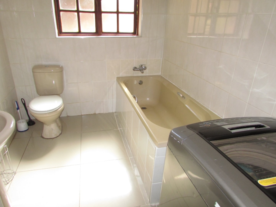 5 Bedroom Property for Sale in White River Ext 49 Mpumalanga