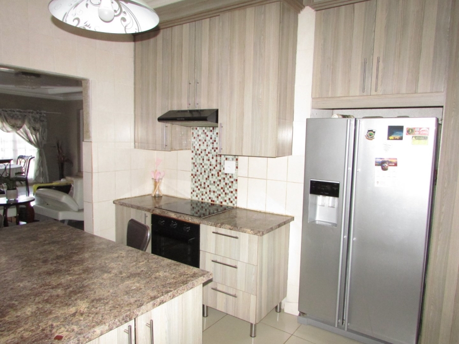 5 Bedroom Property for Sale in White River Ext 49 Mpumalanga