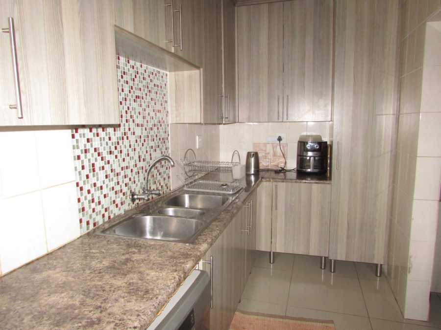 5 Bedroom Property for Sale in White River Ext 49 Mpumalanga