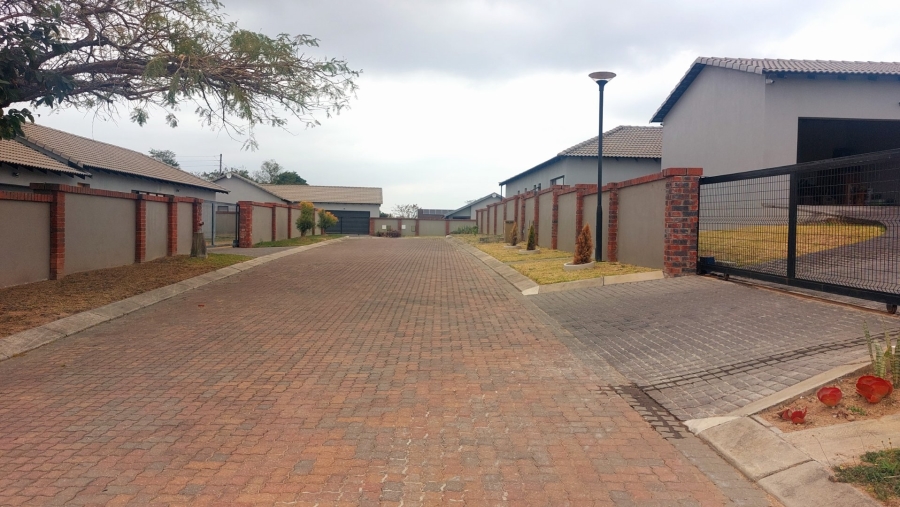 3 Bedroom Property for Sale in Stonehenge Ext 1 Mpumalanga