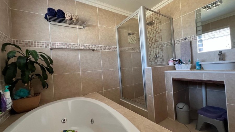 4 Bedroom Property for Sale in Suidheuwel Mpumalanga