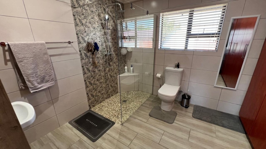 4 Bedroom Property for Sale in Suidheuwel Mpumalanga