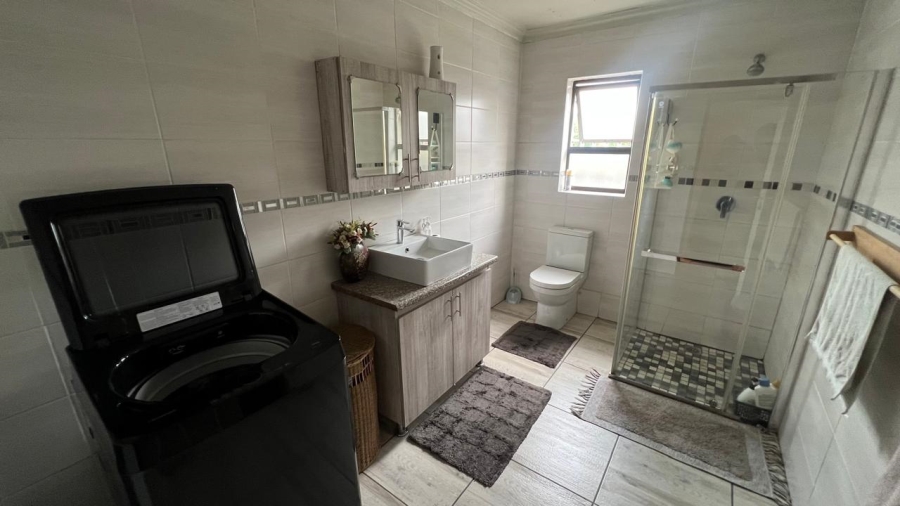 6 Bedroom Property for Sale in Secunda Mpumalanga