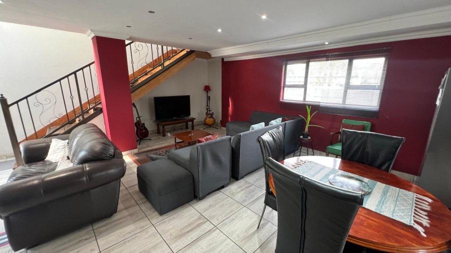 6 Bedroom Property for Sale in Secunda Mpumalanga
