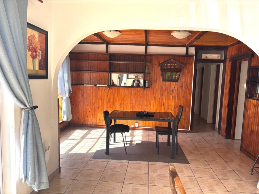 6 Bedroom Property for Sale in Secunda Mpumalanga