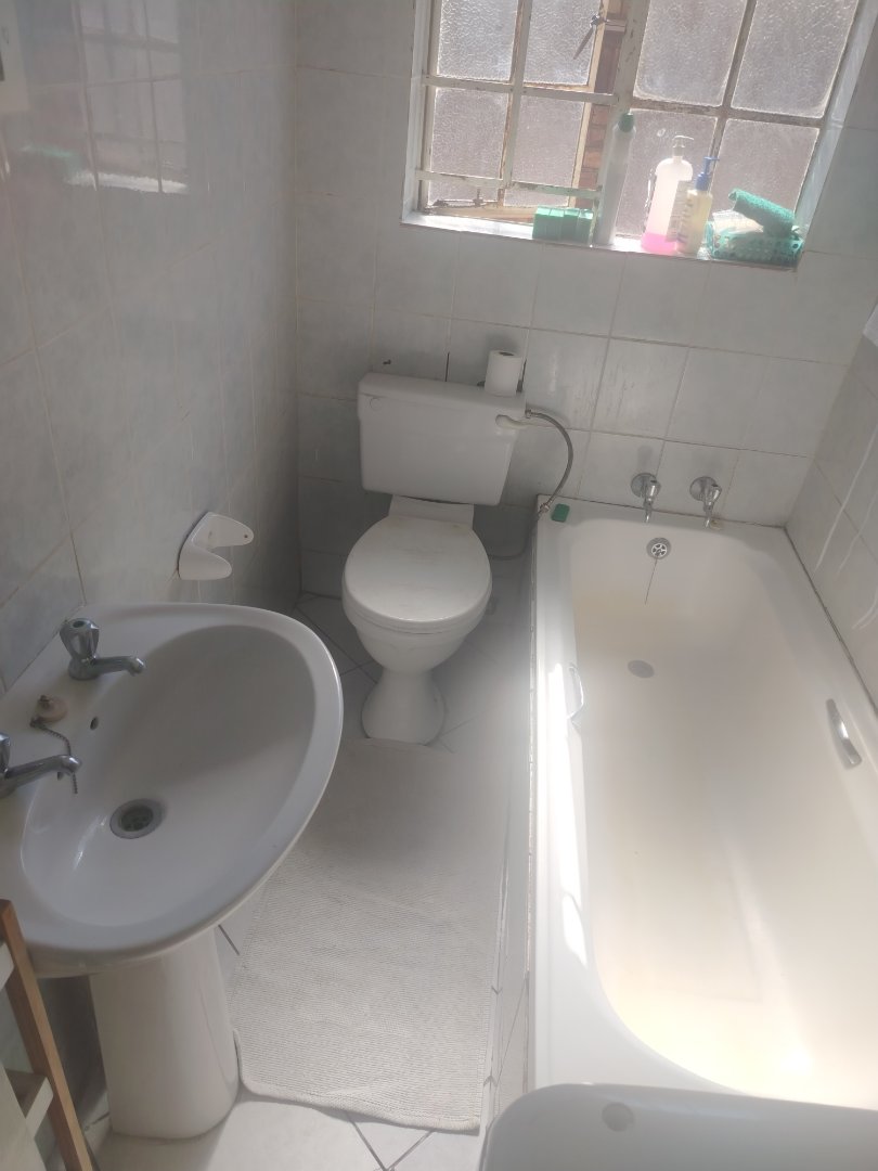 2 Bedroom Property for Sale in Witbank Ext 10 Mpumalanga