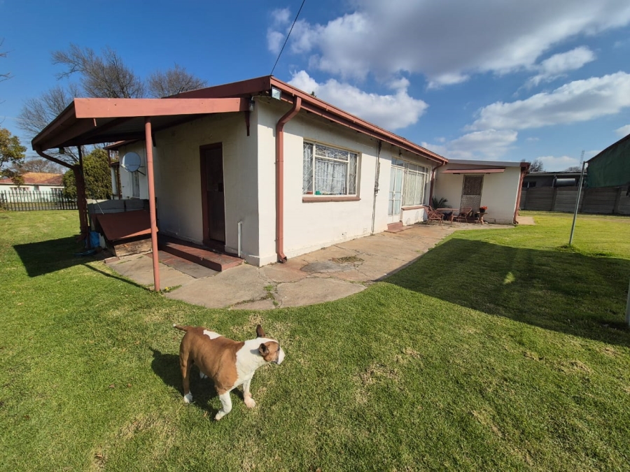 4 Bedroom Property for Sale in Volksrust Mpumalanga