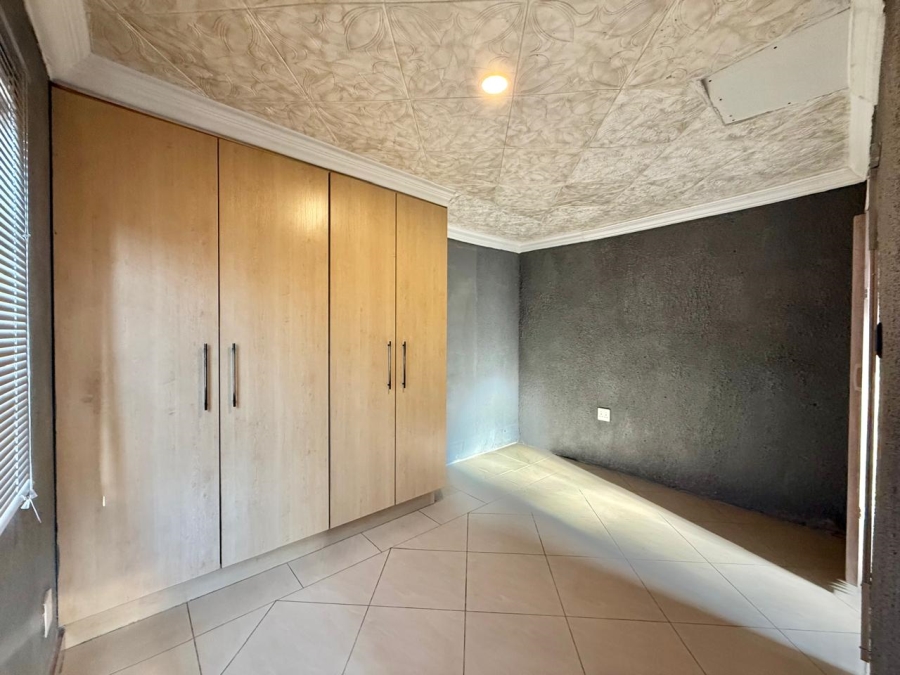 1 Bedroom Property for Sale in Mineralia Mpumalanga