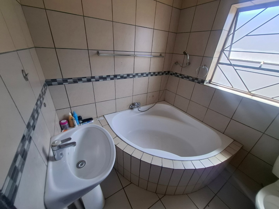 3 Bedroom Property for Sale in Mashishing Mpumalanga