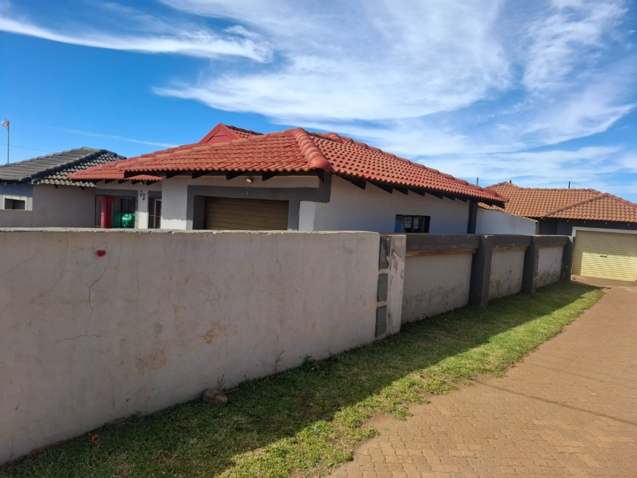 3 Bedroom Property for Sale in Mashishing Mpumalanga