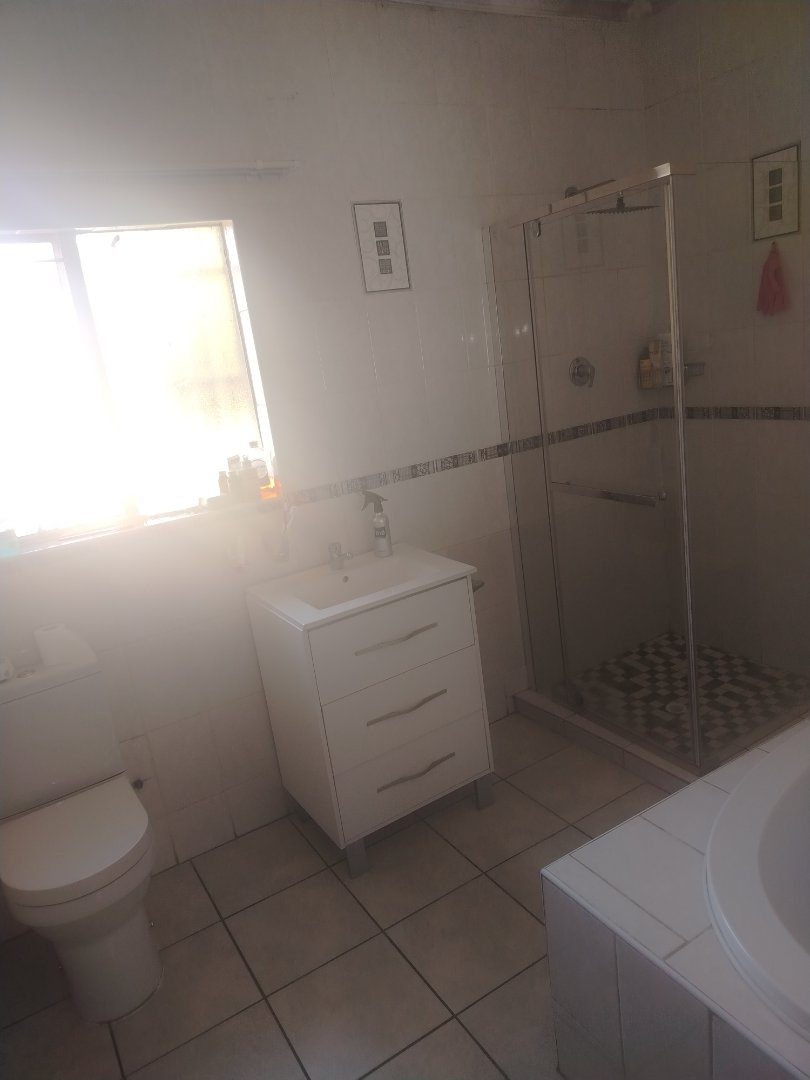 To Let 3 Bedroom Property for Rent in Model Park Mpumalanga