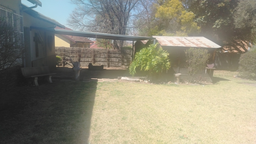 To Let 3 Bedroom Property for Rent in Model Park Mpumalanga