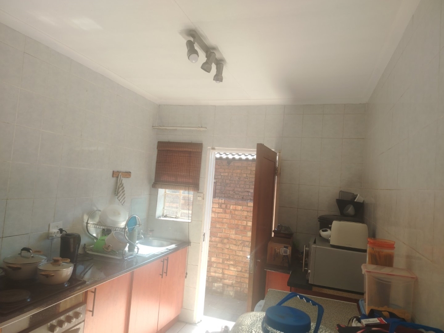To Let 2 Bedroom Property for Rent in Witbank Ext 10 Mpumalanga