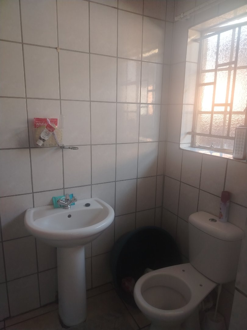 To Let 2 Bedroom Property for Rent in Witbank Ext 10 Mpumalanga