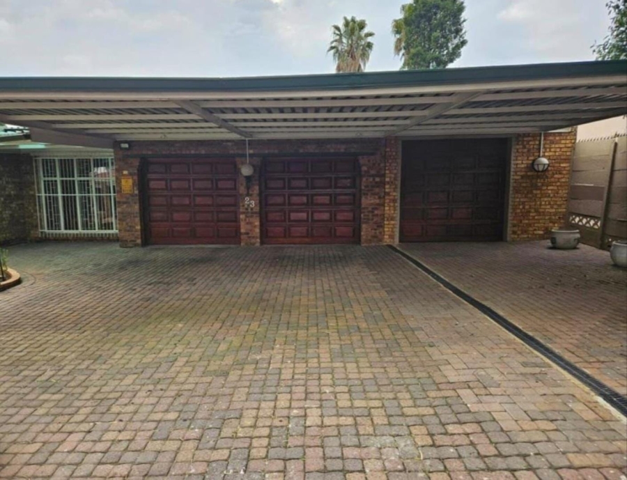 3 Bedroom Property for Sale in Sunset Park Mpumalanga