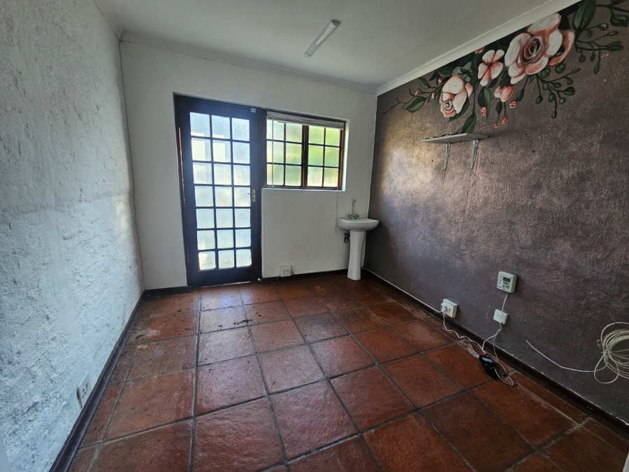  Bedroom Property for Sale in Kingsview Ext 1 Mpumalanga