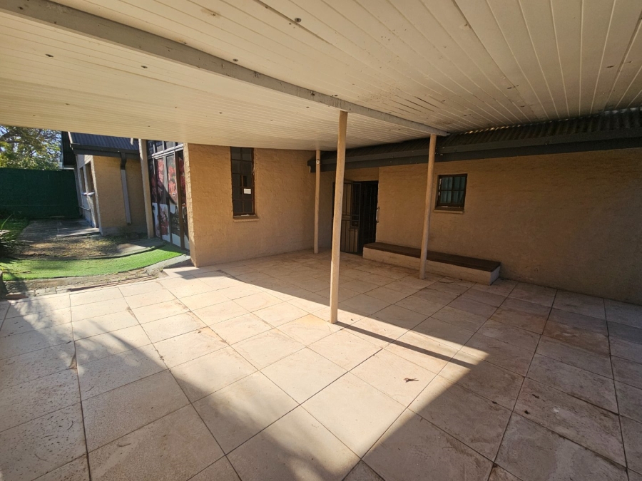  Bedroom Property for Sale in Kingsview Ext 1 Mpumalanga