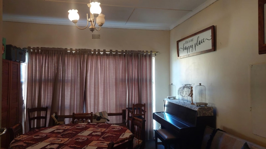 4 Bedroom Property for Sale in Volksrust Mpumalanga