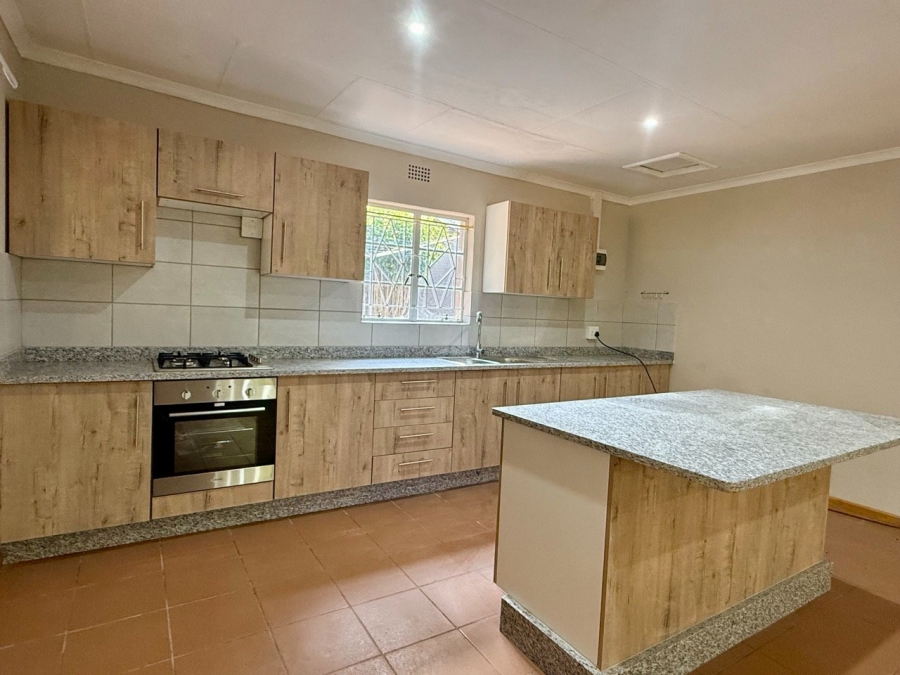 To Let 2 Bedroom Property for Rent in White River AH Mpumalanga